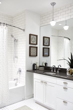 Amityville apartment for rent - Bathroom