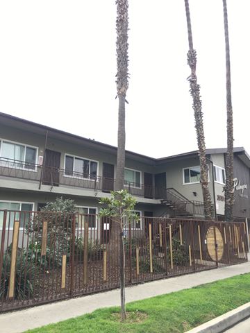 Los Angeles apartment for rent - the building in which the apartment is located