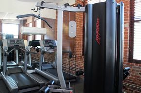 Milford apartment for rent - Station fitness center.
