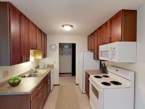 Rapid City apartment for rent - Candlewood Apartments - Kitchen