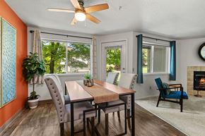 Clackamas apartment for rent - dining room