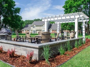Picnic and grilling facilities