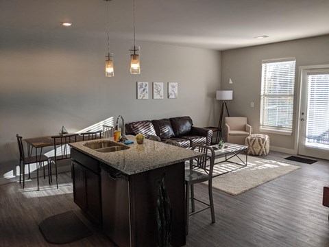 Floor plan for 2 beds, 1 bath, 1128 sqft