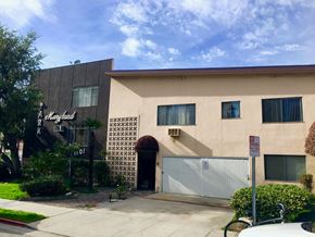 Glendale apartment for rent - the building where the hotel is located