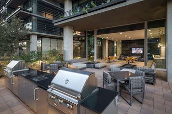 Indoor-outdoor party room