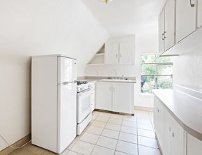 Denver apartment for rent - 872 Clarkson Apartments in Denver, CO