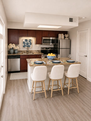 West Palm Beach apartment for rent - A kitchen with a table and chairs.