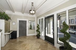 San Francisco apartment for rent - A room with a tiled floor and a ceiling light.