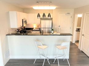 Detroit apartment for rent - White cabinetry at Studio One Apartments, Michigan, 48201