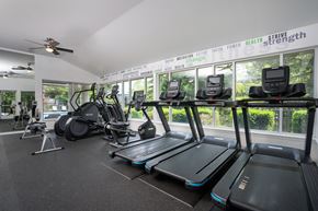 West Linn apartment for rent - Cascade Summit Apartments for Rent in West Linn, OR - Fitness Center