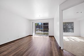 Denver apartment for rent - Affordable Apartments in Denver - Jefferson Square - Spacious Interiors