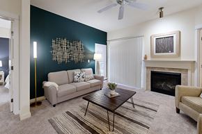 Redmond apartment for rent - Union Hill apartments in Redmond - The Lodge at Redmond Ridge Exquisite living room with fireplace