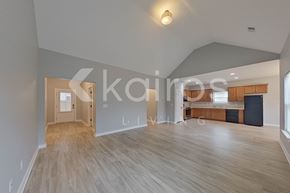 Lincoln house for rent - 45 Hawk Ln