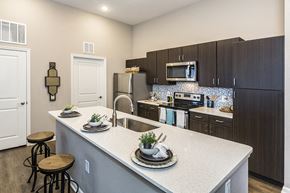Colorado Springs apartment for rent - Spacious Apartments with Gourmet Kitchen Near Target Colorado Springs