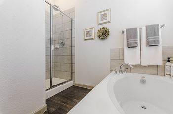 Stand-up-shower