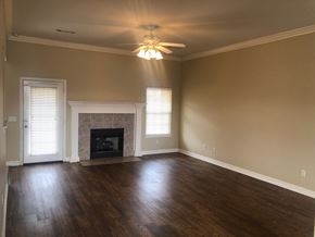 Bentonville house for rent - 702 Southwest Maidstone Avenue