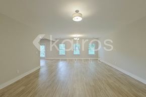 Lincoln house for rent - 284 Elm Way