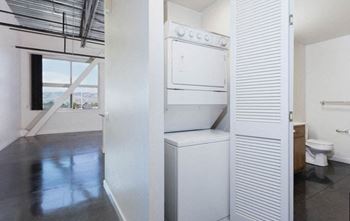 Granite kitchen and bath counter tops*