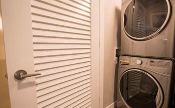 Full-size washer/dryer
