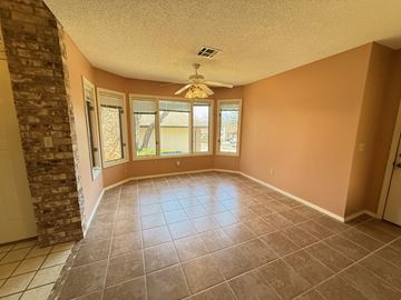 Bella Vista house for rent - 8 Teresa Drive