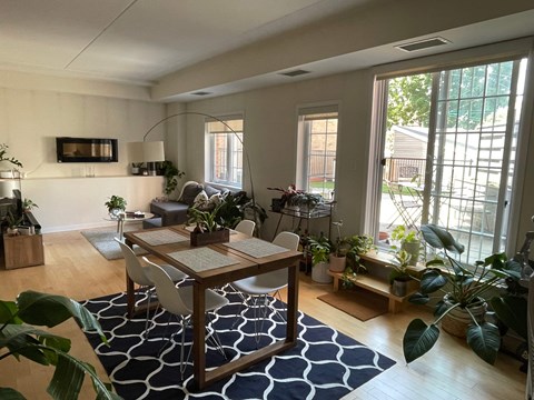 Floor plan for 1 bed, 1.5 baths, 851 sqft
