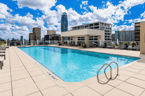Houston apartment for rent - Pool Deck