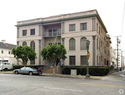 Los Angeles apartment for rent - a large building on the corner of a city street