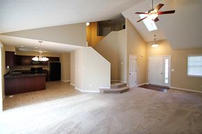 Kent house for rent - 3 bedroom vaulted living area