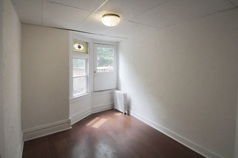 Floor plan for 1 bed, 1 bath
