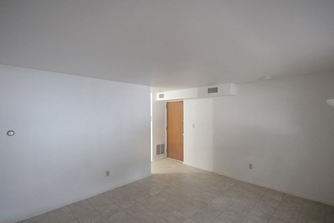 Floor plan for 1 bed, 1 bath, 620 sqft