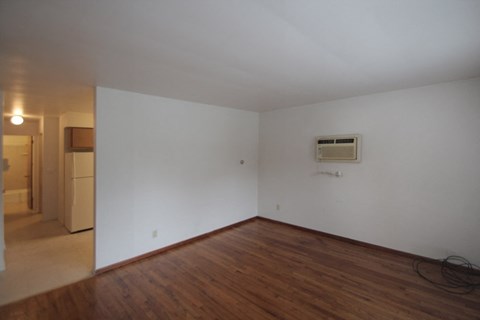 Floor plan for 1 bed, 1 bath, 620 sqft