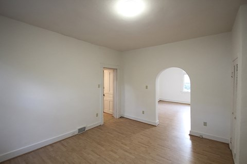 Floor plan for 1 bed, 1 bath, 644 sqft