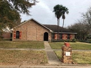 Baton Rouge house for rent - 9811 Everglades Avenue