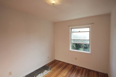 Floor plan for 2 beds, 1 bath, 1023 sqft