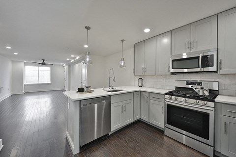 Floor plan for 2 beds, 2 baths, 1347 sqft