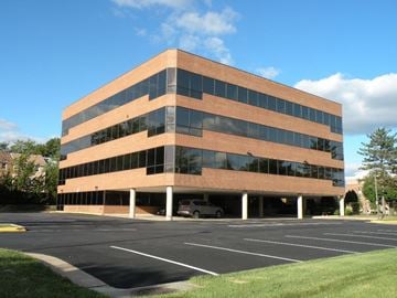 Fairfax apartment for rent - 3554 Chain Bridge Road