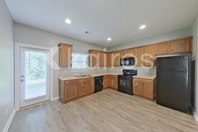 Lincoln house for rent - 655 White Oak Circle