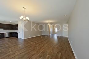 Lincoln house for rent - 204 White Oak Cir