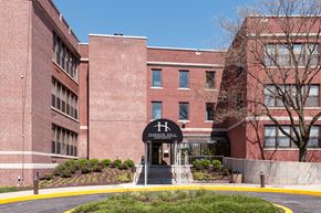 Baltimore apartment for rent - Harbor Hill Apartments exterior