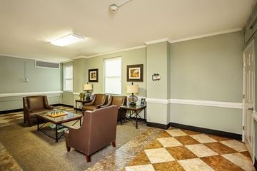 Valdosta apartment for rent - a living room with couches and a table