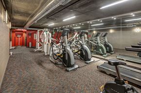 Hollywood apartment for rent - a gym with a lot of exercise equipment
