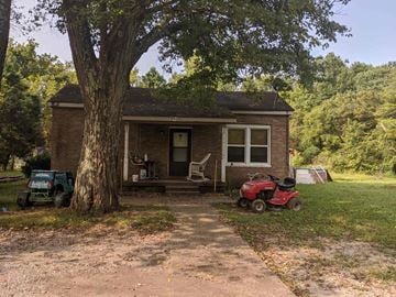 Louisville house for rent - 722 Bountiful Way