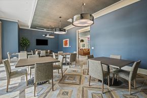 Lakeland apartment for rent - Club room seating