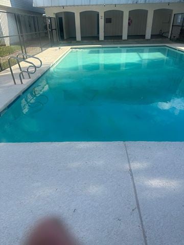 Laredo apartment for rent - a large pool of blue water in a swimming pool