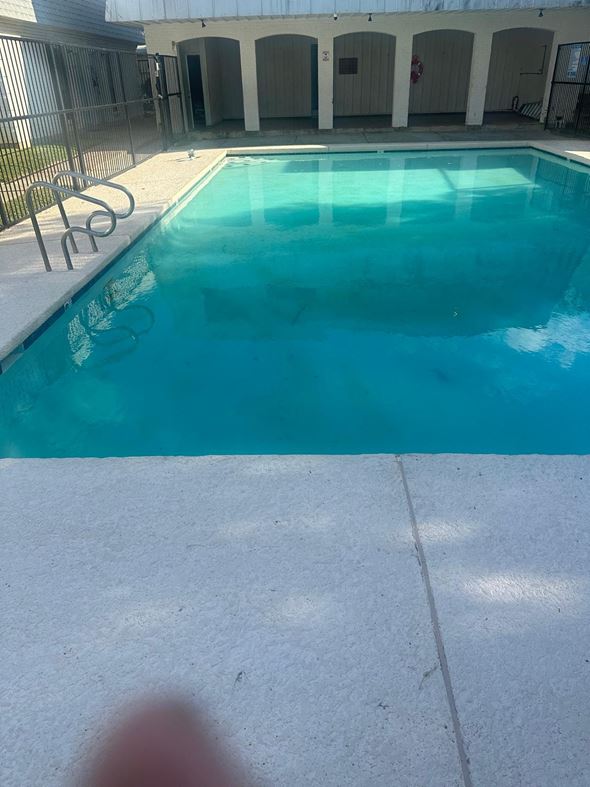 Laredo apartment for rent - a large pool of blue water in a swimming pool