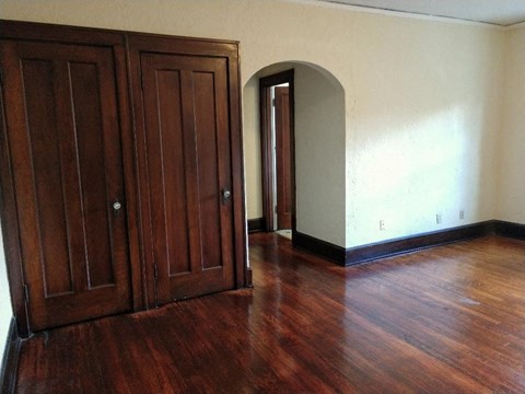 Floor plan for studio, 1 bath, 410 sqft