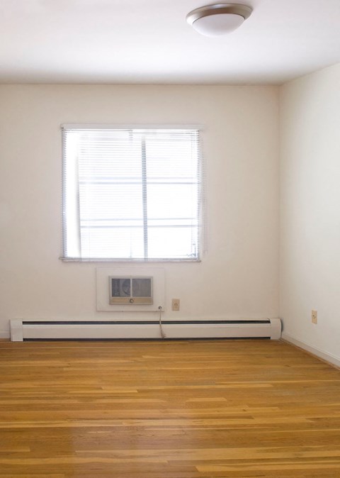 Floor plan for 1 bed, 1 bath, 550 sqft