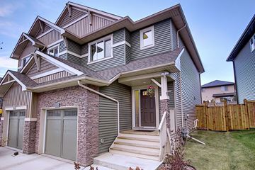 Edmonton house for rent - 248 Hawks Ridge Boulevard Northwest