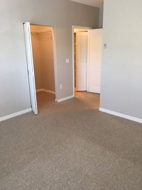 Tampa house for rent - an empty living room with an open door to a closet