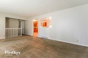 Kansas City house for rent - 108 NE 102nd Terrace Kansas City, MO 64155